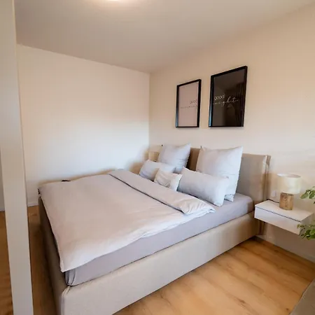 Near Basel - Buisness&holiday